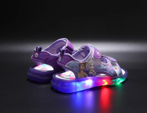 Sandałki dla dzieci Kraina Lodu ze świecącą podeszwą fioletowe